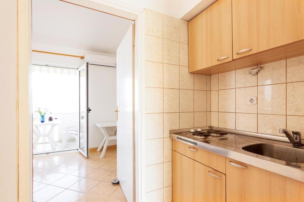 Apartments Goja Razanj Exterior photo